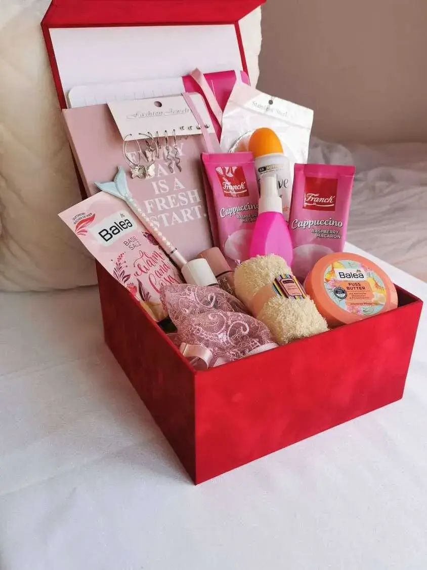 Amoretto Mystery Box